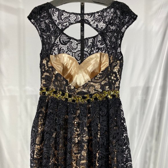 Dress - Dave and Johnny - Picture 3 of 6